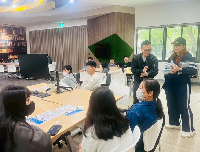 115學年度產業攜手專班廠商說明會 - 新東陽廠商代表圖片