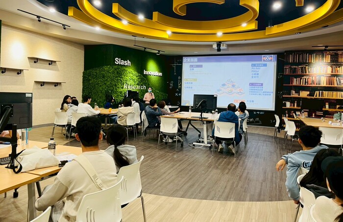 115學年度產業攜手專班廠商說明會 - 全聯廠商代表圖片